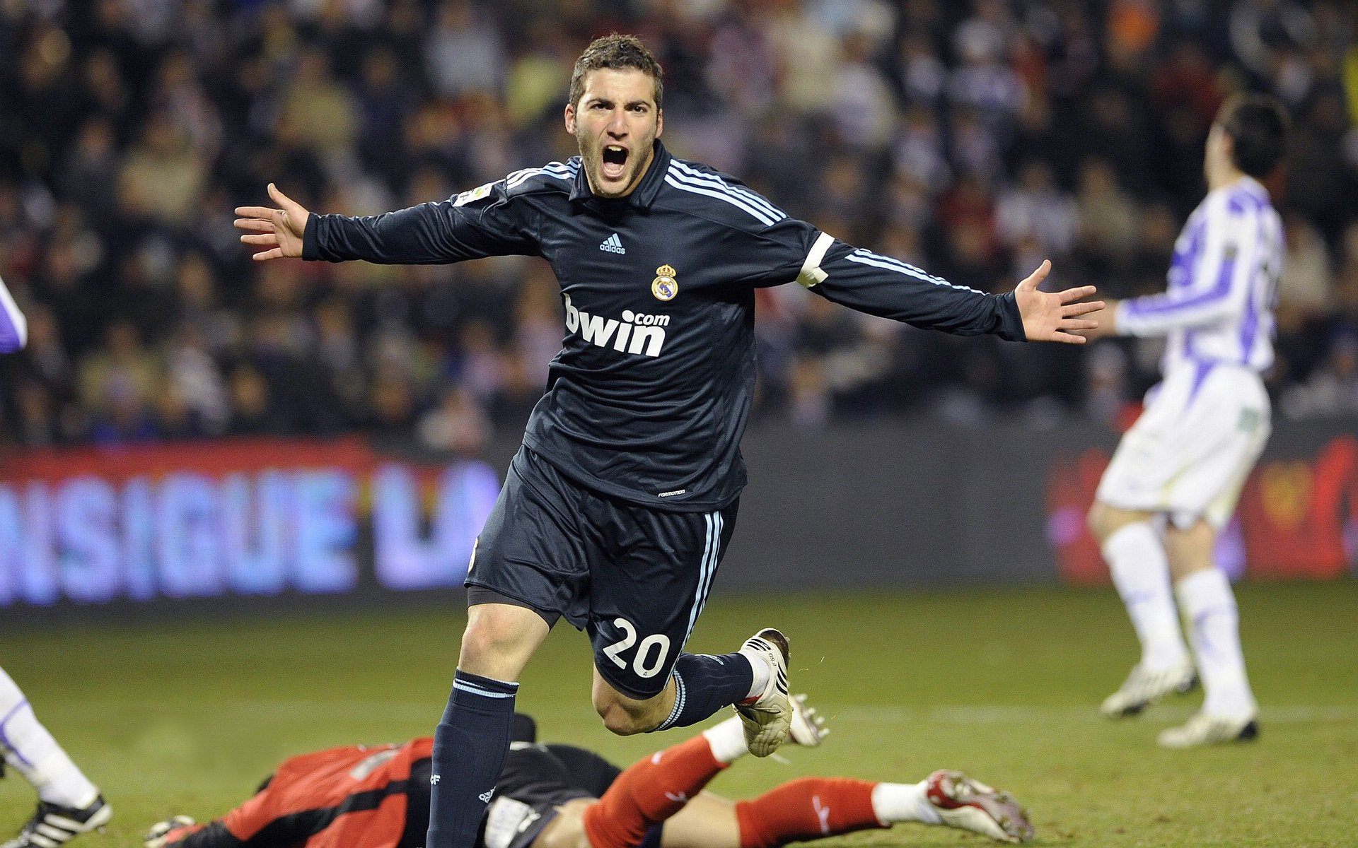 法甲最新战果：逆转、爆冷，精彩纷呈！，法甲前瞻